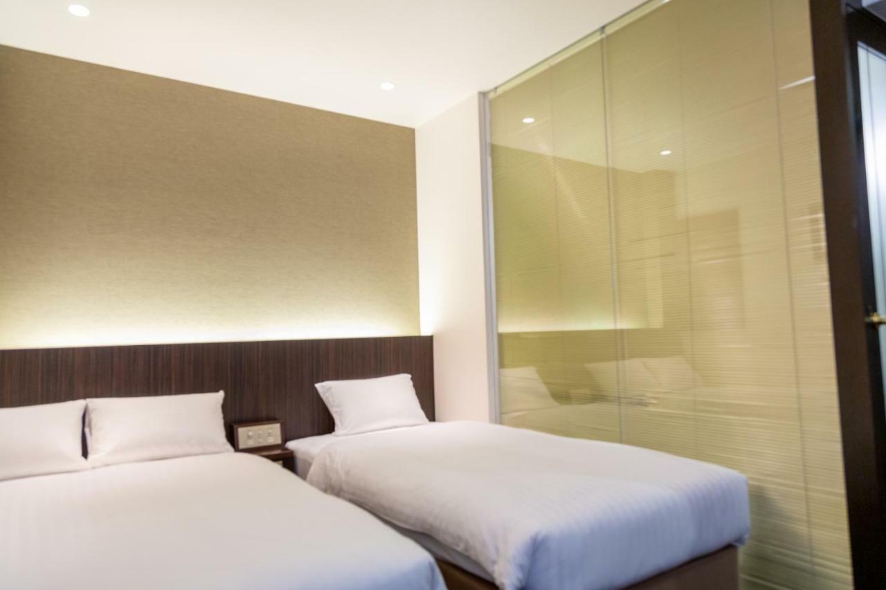 Floral Hotel · Nihonbashi Osaka Bagian luar foto