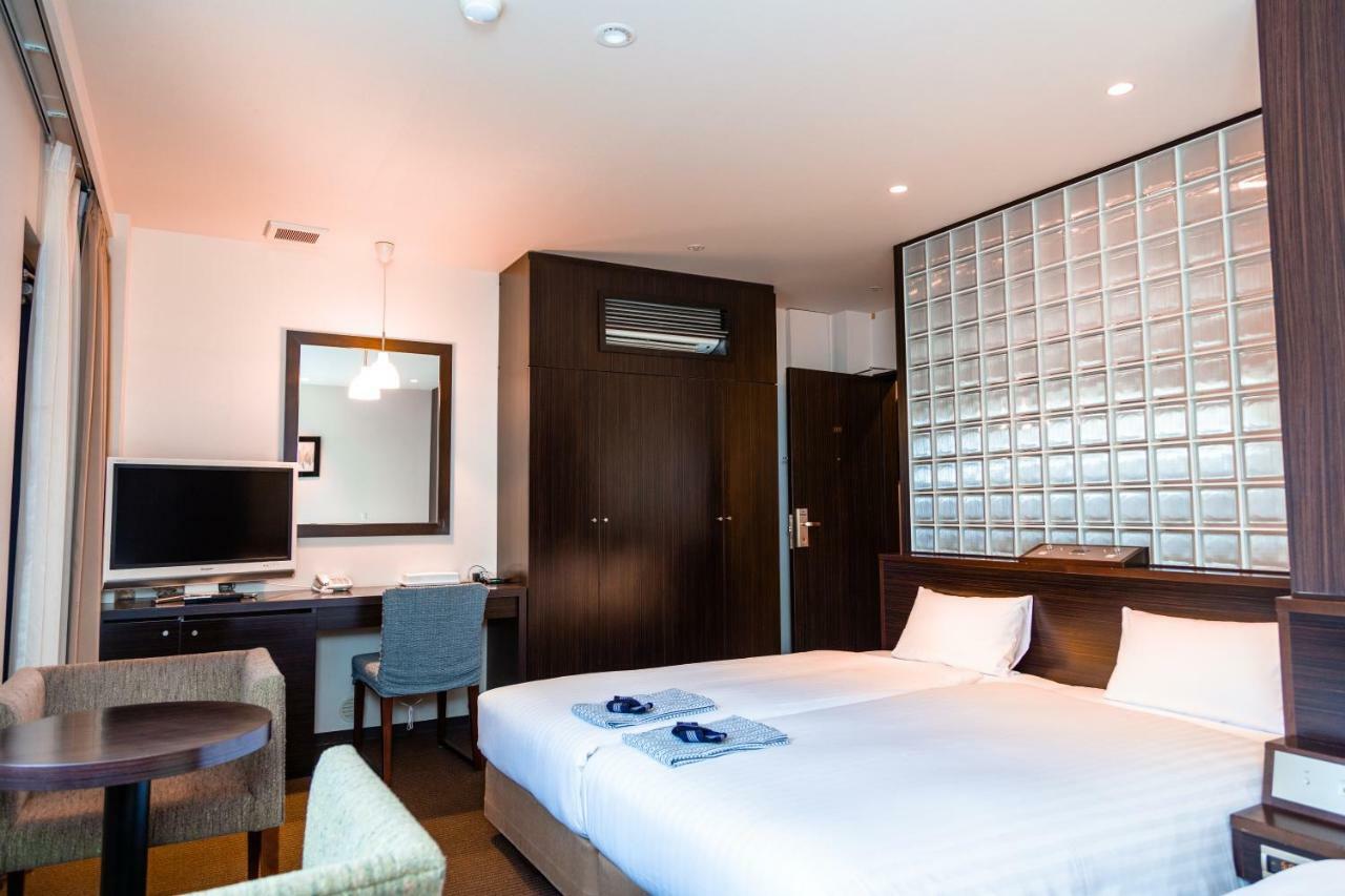 Floral Hotel · Nihonbashi Osaka Bagian luar foto