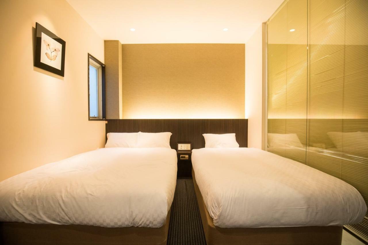 Floral Hotel · Nihonbashi Osaka Bagian luar foto