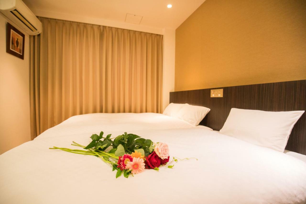 Floral Hotel · Nihonbashi Osaka Bagian luar foto