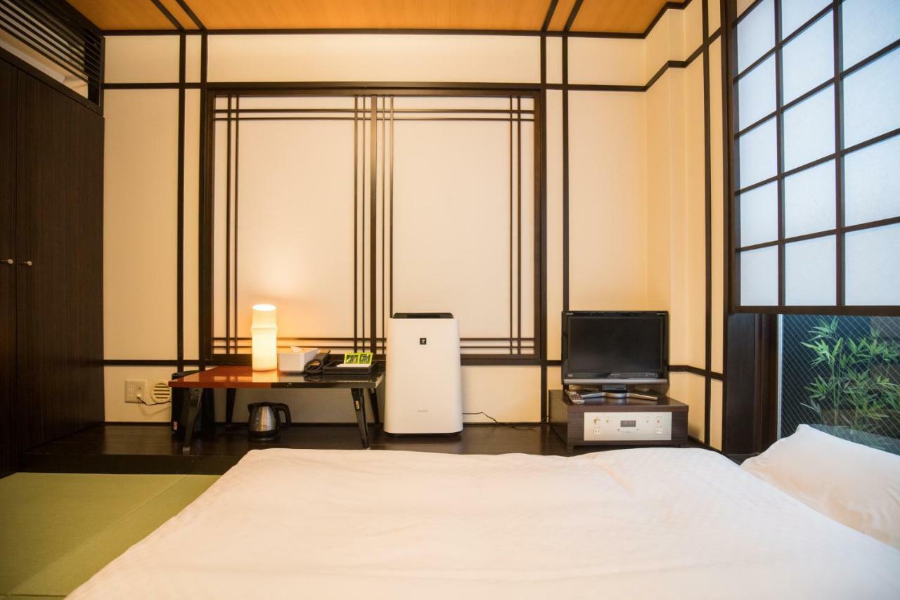 Floral Hotel · Nihonbashi Osaka Bagian luar foto
