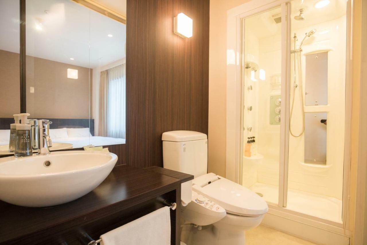 Floral Hotel · Nihonbashi Osaka Bagian luar foto