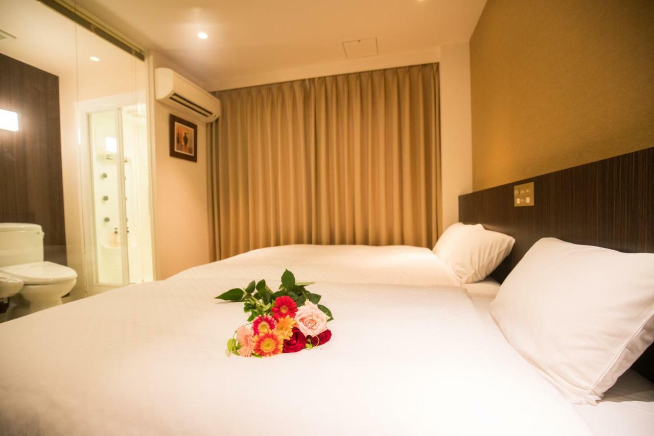Floral Hotel · Nihonbashi Osaka Bagian luar foto