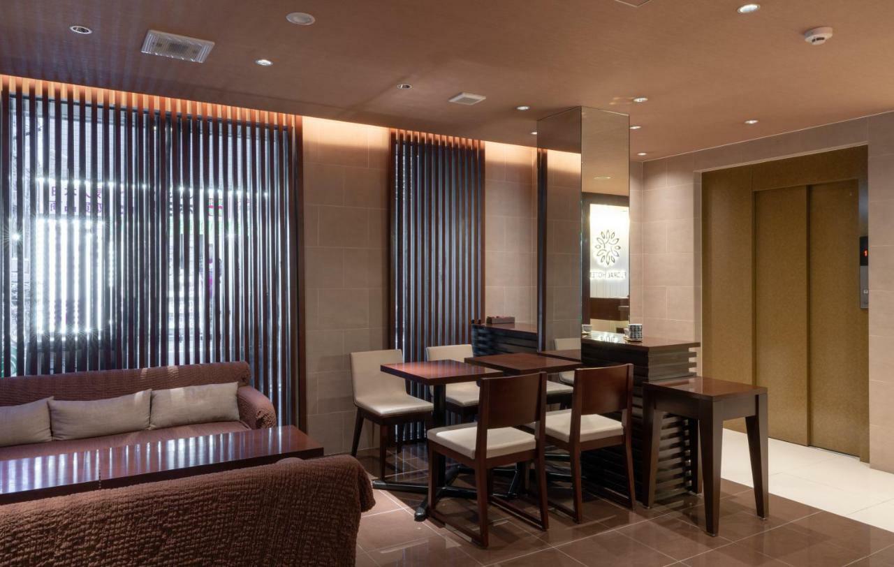 Floral Hotel · Nihonbashi Osaka Bagian luar foto