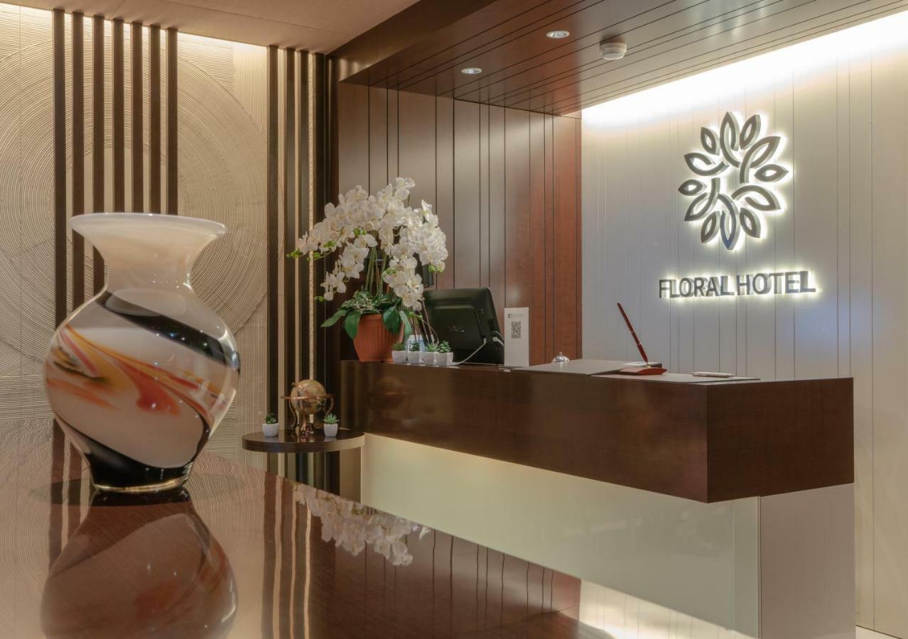 Floral Hotel · Nihonbashi Osaka Bagian luar foto
