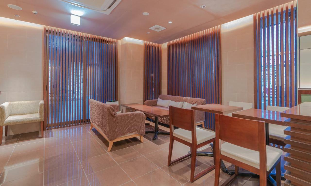 Floral Hotel · Nihonbashi Osaka Bagian luar foto